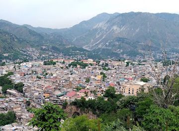 pakistan/neelum-valley/shop/rahat-bakers