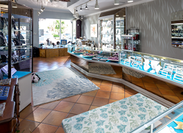florida/marathon-key/shop/the-midas-touch-jewelry-store