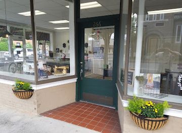 tennessee/chattanooga-riverfront/shop/project-free2fly