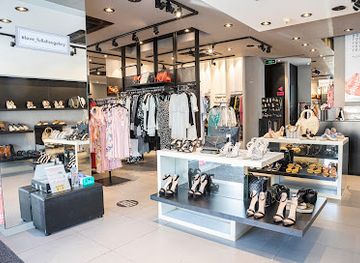 cyprus/limassol/agios-tychonas/shop/fullah-sugah-woman-brand-shopping-limassol