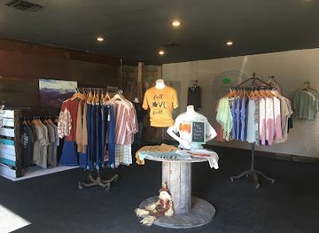florida/suwannee-river/shop/the-cottonwood-gypsy-boutique