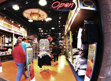 canada/niagara-falls/shop/fun-factory