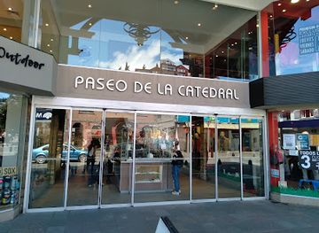 argentina/san-carlos-de-bariloche/villa-tacul/shop/paseo-de-la-catedral