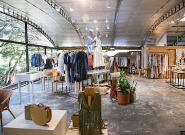 colombia/medellin/el-poblado/shop/makeno-co