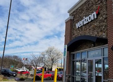 virginia/fredericksburg/shop/southpoint-shoppes