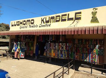 zambia/victoria-falls/shop/maramba-market