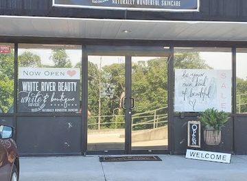 missouri/white-river-basin/shop/white-river-plaza