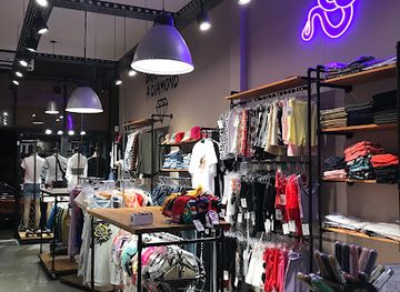 argentina/iguazu-national-park/shop/tienda-urbana