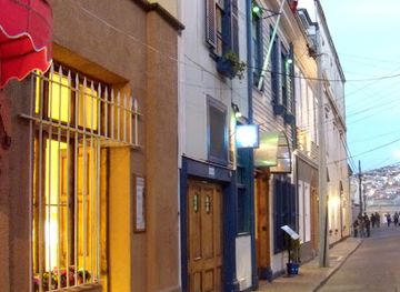 chile/valparaiso/cerro-concepcion/shop/galeria-orfebres