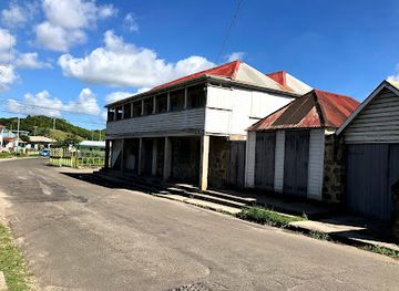 antigua-and-barbuda/bolands/shop/angelo-barreto-s-corner-storefronts