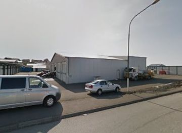 iceland/hafnarfjordur/shop/isar