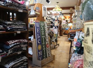 massachusetts/franklin-county/shop/old-deerfield-country-store