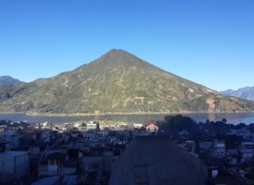 guatemala/lake-atitlan/shop/tzanjuyu