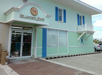the-bahamas/eleuthera-island/shop/the-islander-shop