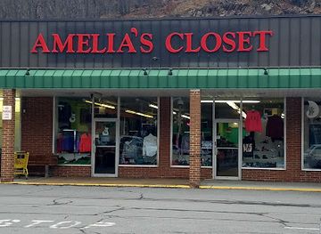 maryland/rocky-gap-state-park/shop/amelia-s-closet
