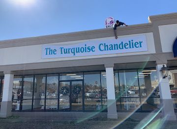 mississippi/vicksburg/shop/the-turquoise-chandelier