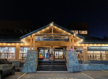 california/mammoth-lakes/shop/red-rooster-shopping-center