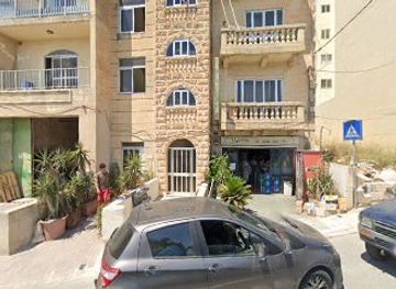 malta/bugibba/shop/beves-bottole-shop