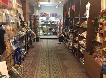 california/sacramento/downtown-sacramento/shop/capitol-books-gifts