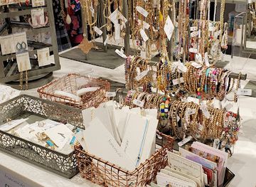 pennsylvania/pocono-mountains/shop/francesca-s