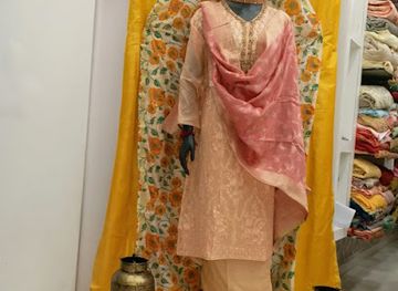 india/north-india/shop/ithlati-boutique