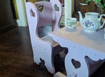 missouri/independence/shop/vagabond-vintage-all-the-kings-horses