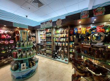 costa-rica/brunca-region/shop/britt-shop-crocs