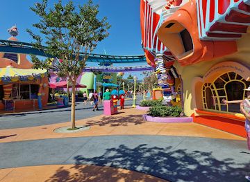 florida/orlando-theme-parks/shop/mulberry-street-store