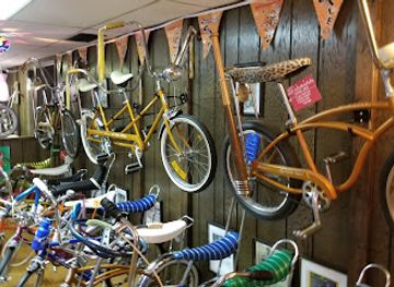 indiana/versailles-state-park/shop/coolsville-bicycle-museum