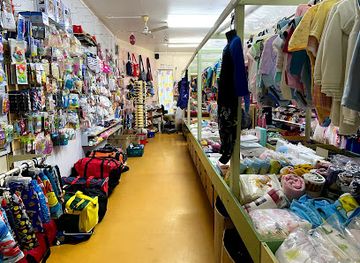 australia/cape-york-peninsula/shop/migi-clos-shop