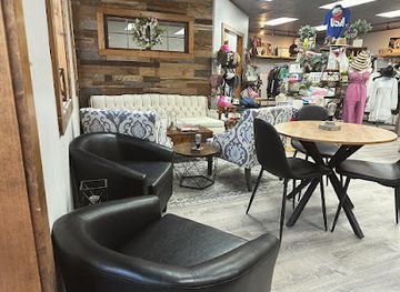 nebraska/sandhills/shop/ollie-s-coffee-and-boutique
