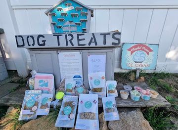 jersey/st-ouen/shop/playful-paws-honesty-box