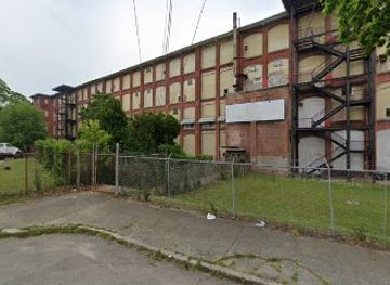 massachusetts/new-bedford/shop/run-of-the-mill-boutiques-and-consignment-shops