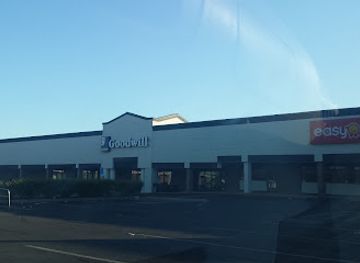 tennessee/smyrna/shop/goodwill-retail-store