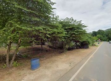 thailand/erawan-national-park/shop/pi-nid-melon