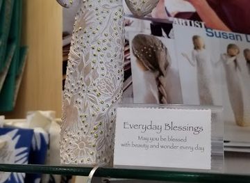 indiana/fishers/shop/cynthia-s-hallmark-shop