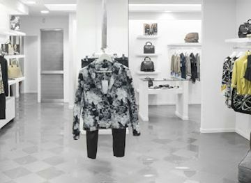 italy/lucca/shop/guidi-abbigliamento