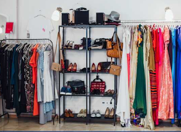 poland/tarnow/shop/odziez-uzywana-4-pory-roku-outlet-wilowscy