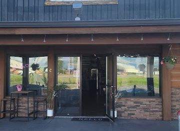 montana/the-bridger-mountains/shop/belle-morn-boutique