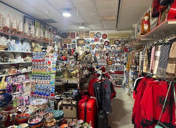 albania/southern-albania/shop/souvenir-albania-vlore
