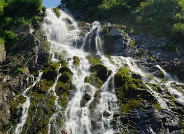 romania/transfagarasan-highway/shop/cascada-balea