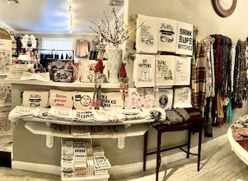 nevada/reno/shop/lyla-bleu-apparel-jewelry