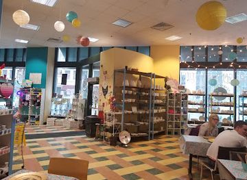 indiana/south-bend/shop/the-pigeon-and-the-hen-pottery-shop