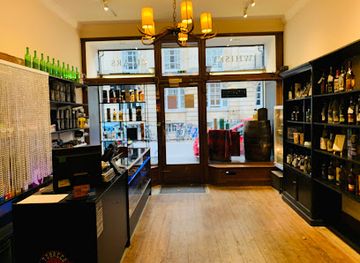 united-kingdom/cambridge/shop/robert-graham-1874-whisky-cigars