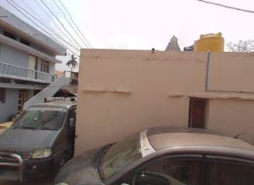 india/hampi/shop/kamalabai-cloths-shop