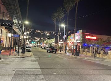 florida/tampa/ybor-city/shop/dysfunctional-grace