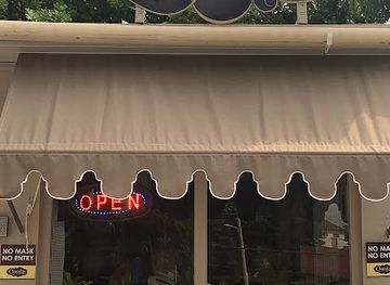 jamaica/surrey-county/shop/chocolate-dreams