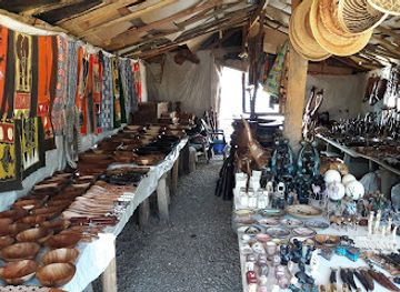 namibia/namaland/shop/okahandja-mbangura-woodcarvers-craft-market
