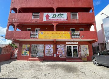 sint-maarten/pelican-key/shop/unique-world