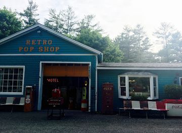 massachusetts/berkshires/shop/retro-pop-shop